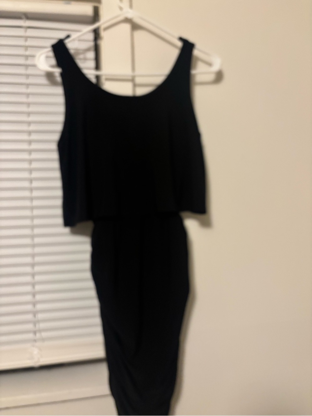 Flattering Black Sleeveless Midi Dress with Layered Bodice - Picture 2 of 2